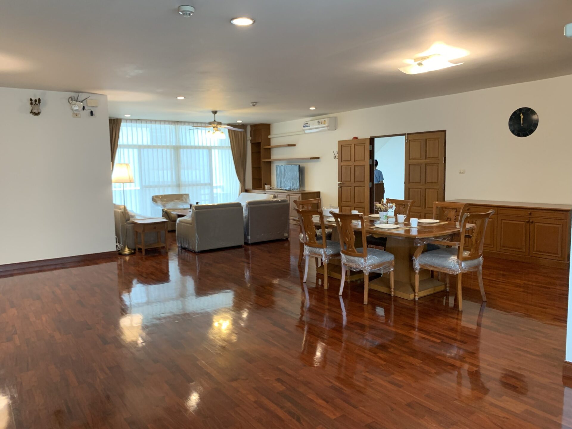 Aramvej Apartment 2 | アラムヴェート アパートメント 2