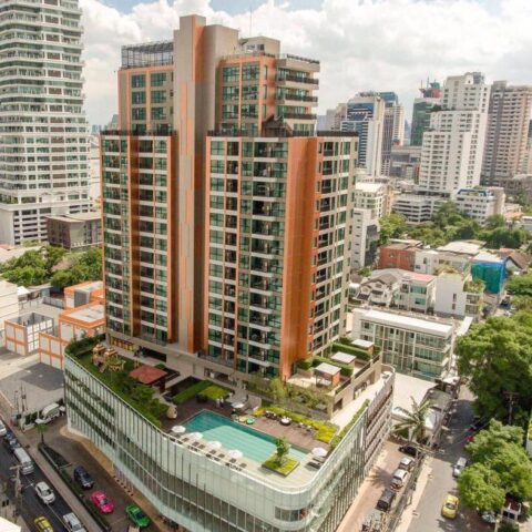 Upper Suites Sukhumvit 39の外観