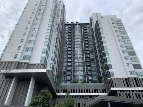 Rhytmn Sukhumvit 36/38の外観