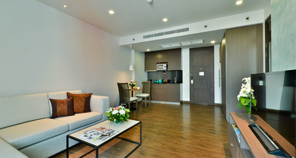 Civic Horizon Executive Serviced Apartment @ Ekamai
